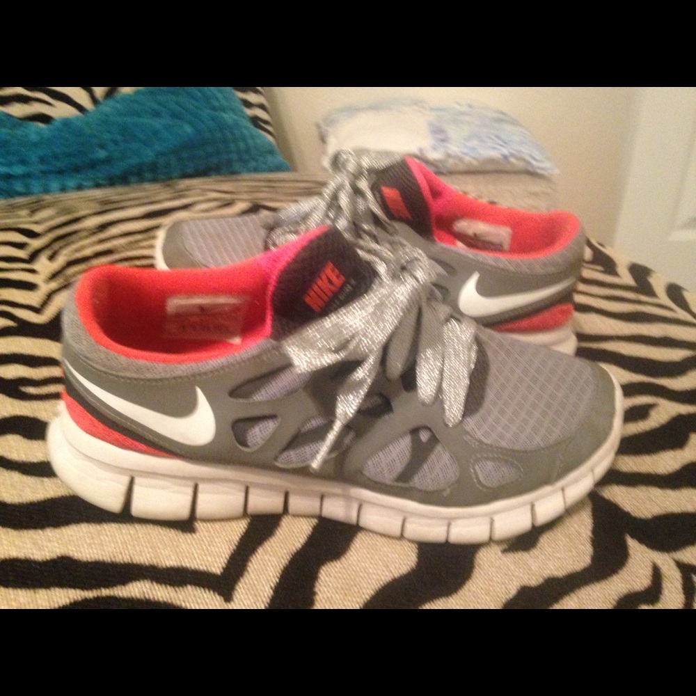 Nike shoes size 7 1/2
